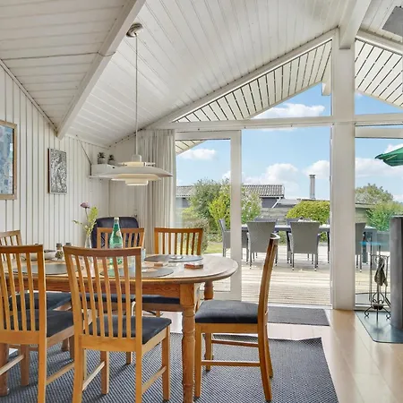 Holiday home Vesterbakken Ii *