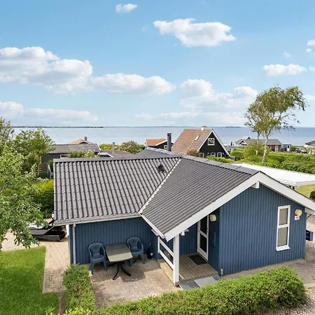 Holiday home Lovely In With Wifi *